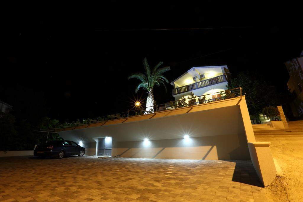 Apartments Bago Трогір Екстер'єр фото