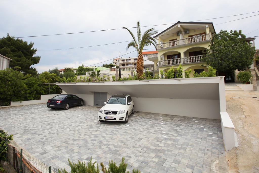 Apartments Bago Трогір Екстер'єр фото