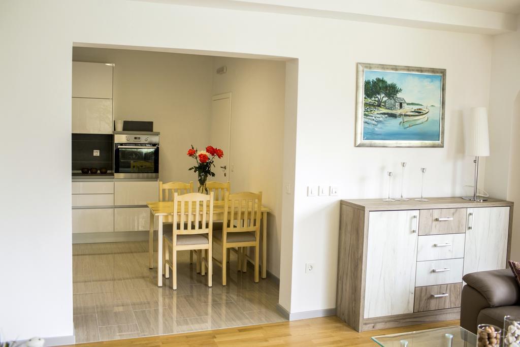 Apartments Bago Трогір Екстер'єр фото