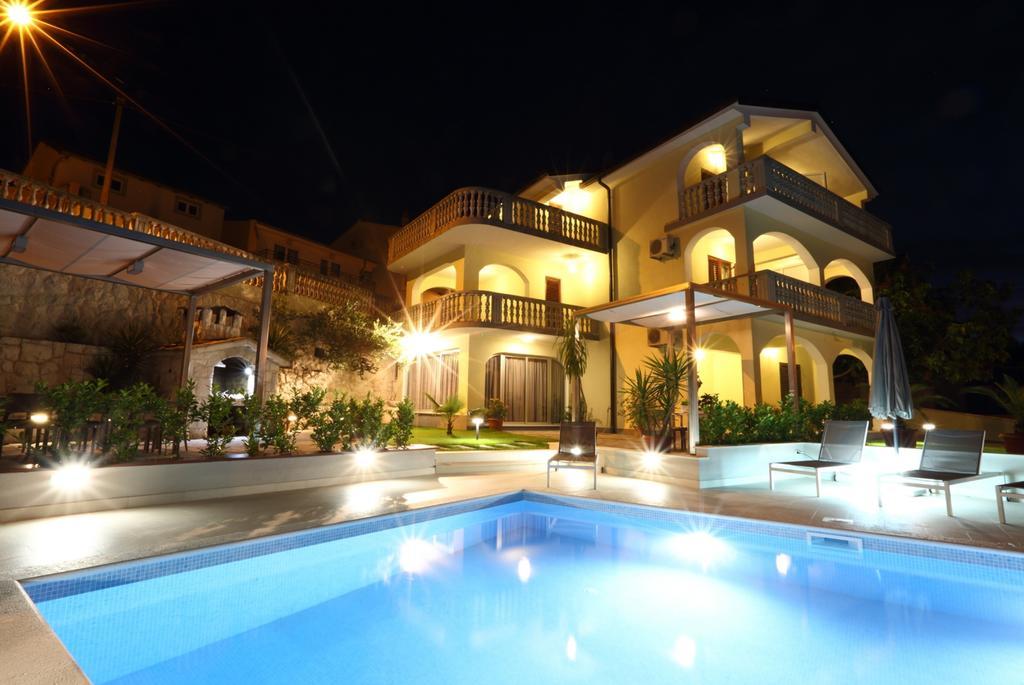 Apartments Bago Трогір Екстер'єр фото