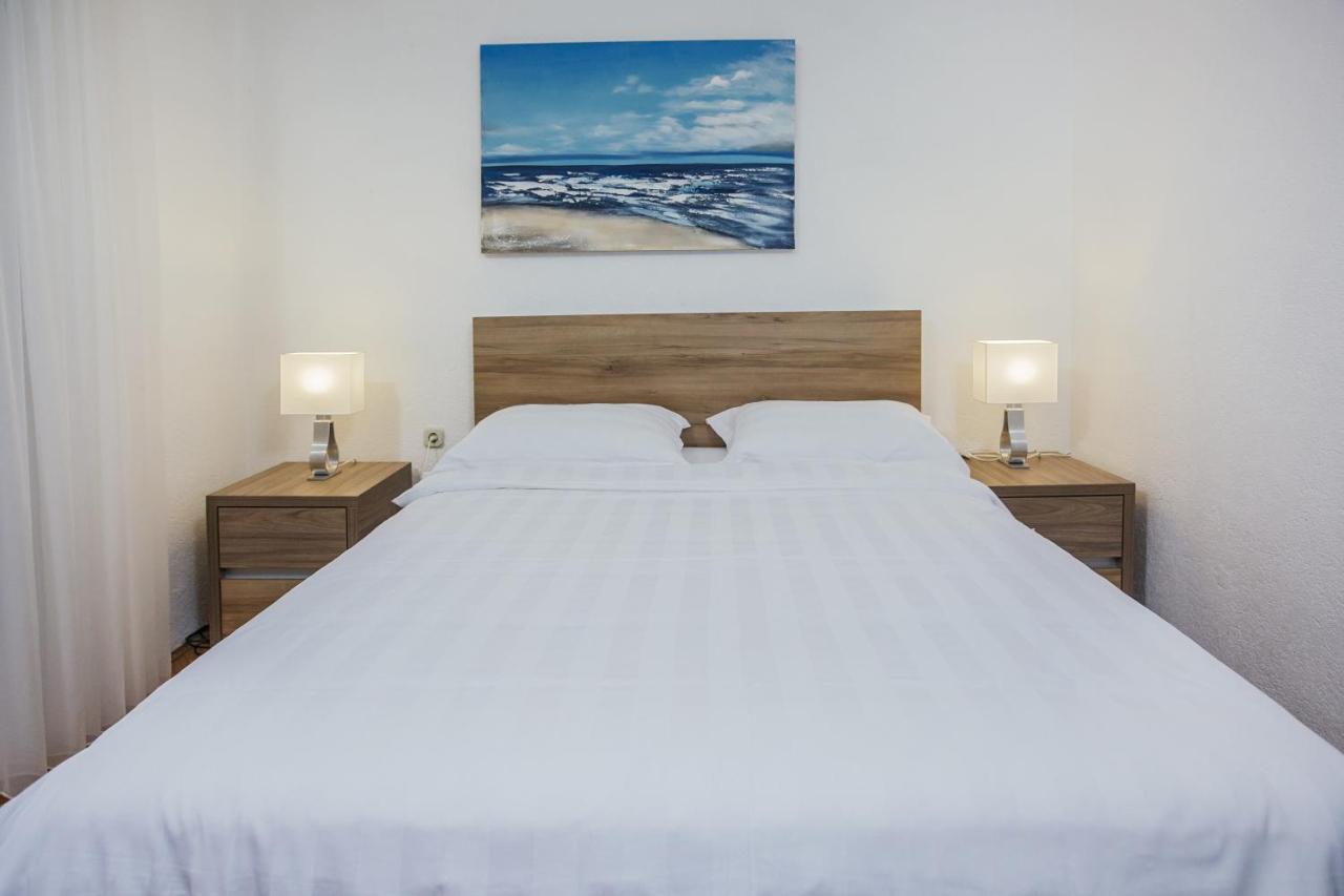 Apartments Bago Трогір Екстер'єр фото