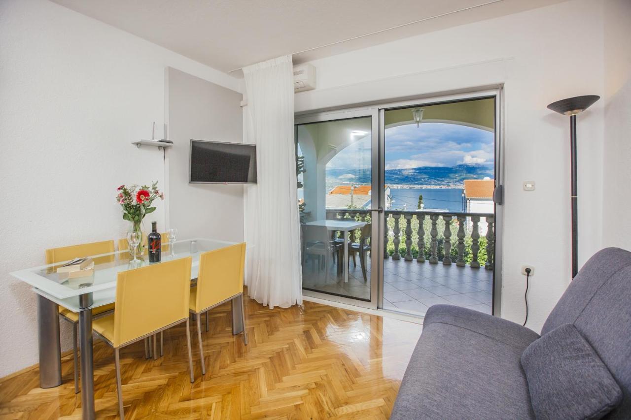 Apartments Bago Трогір Екстер'єр фото