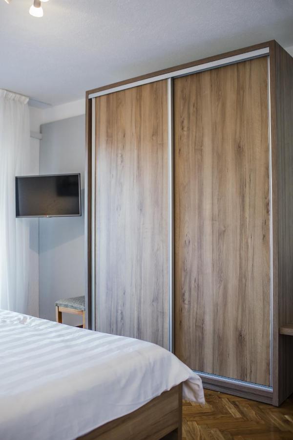 Apartments Bago Трогір Екстер'єр фото