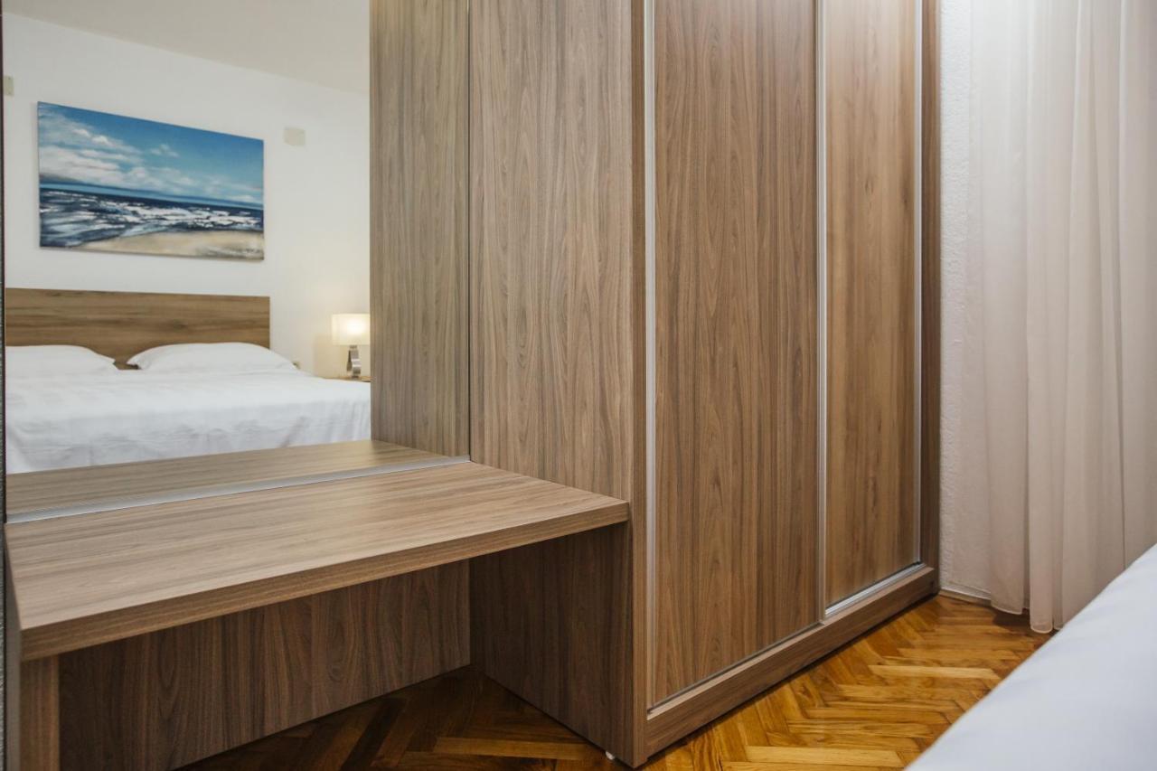 Apartments Bago Трогір Екстер'єр фото