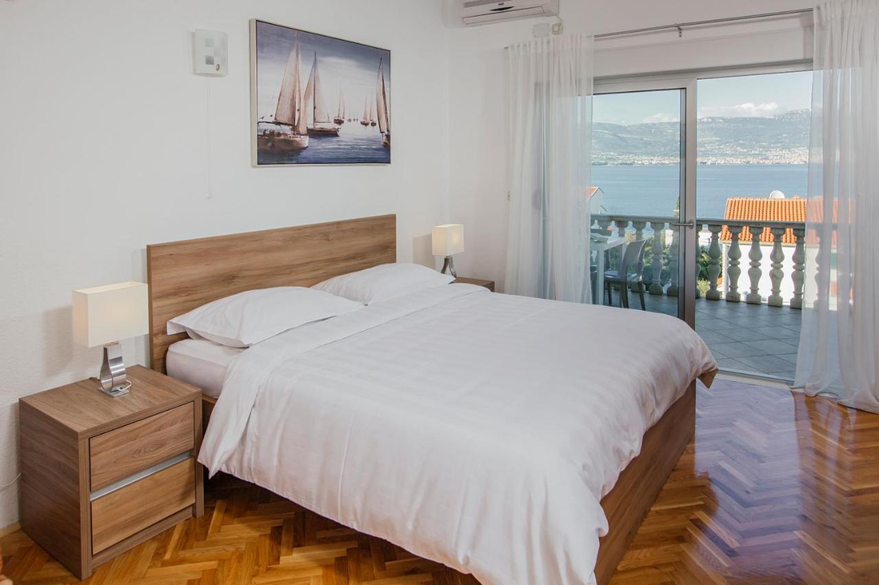 Apartments Bago Трогір Екстер'єр фото